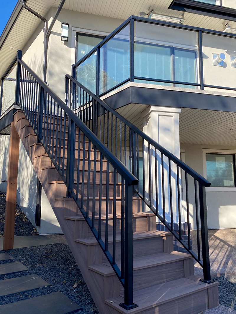 Custom Deck Railings